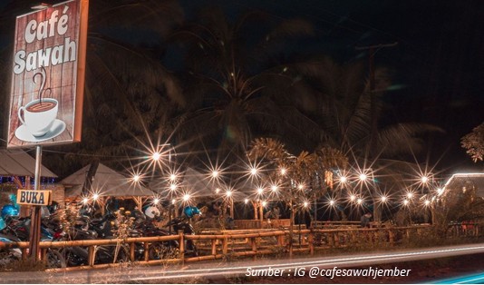 tempat wisata di Jember yang baru  Kafe sawah