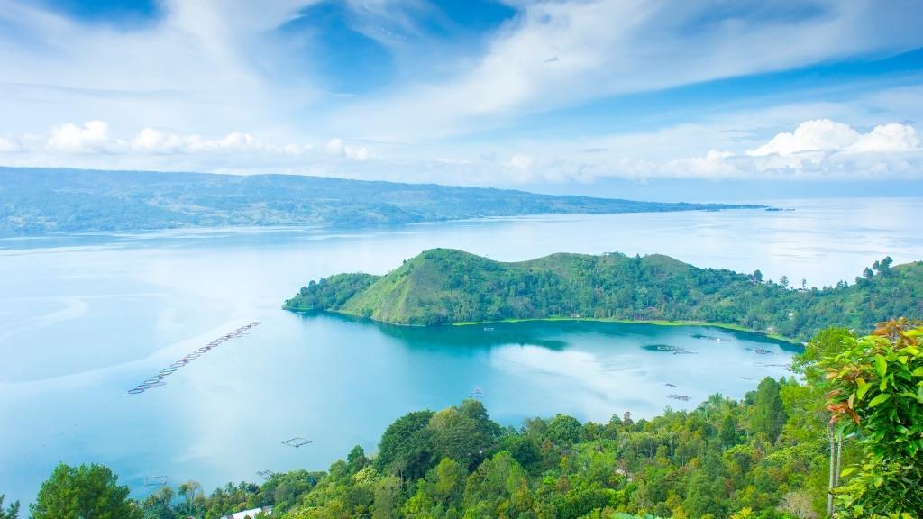 Wisata Alam The Kaldera Toba yang indah