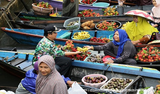 Fakta Unik Pasar Terapung di Banjarmasin Banyak Hikmah yang Bisa Dipetik 3 Pedagang di Pasar Terapung