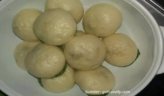 kuliner Kue Khas Mamuju