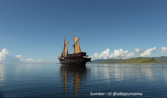 Wisata Kapal Pinisi dan Tangguhnya Pelayaran Nusantara 3 Alila Purnama 1