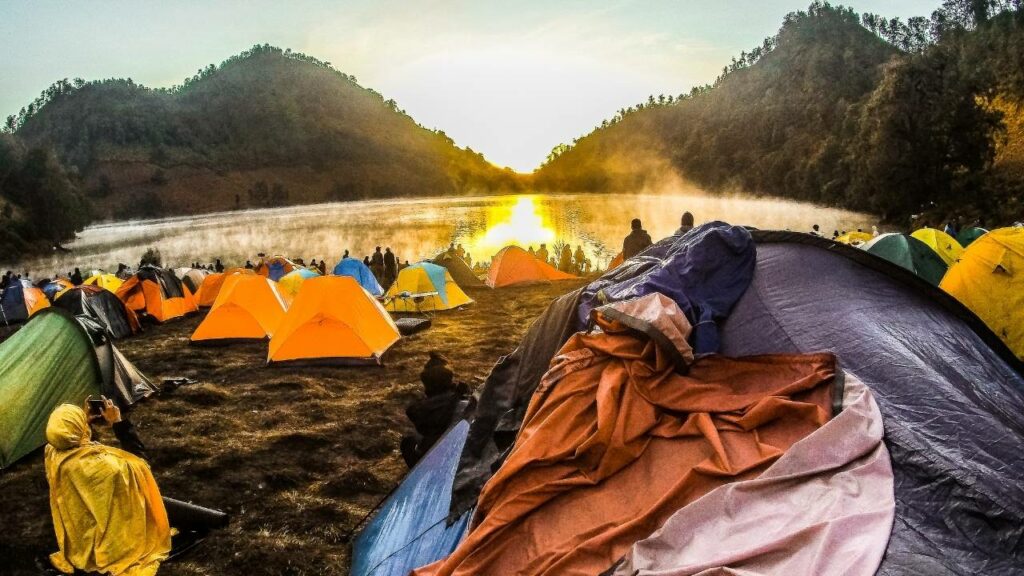 Ranu Kumbolo, Taman Nasional Bromo Tengger Semeru, Gunung Semeru, Puncak Mahameru, Bromo, Bukit Cinta