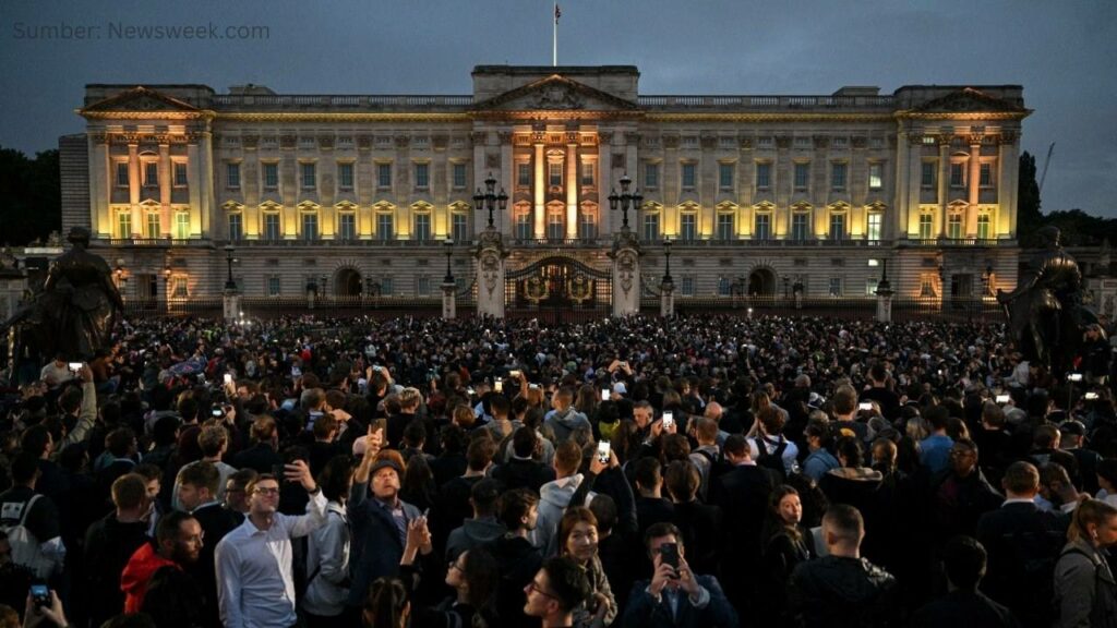 Buckingham Palace, Ratu Elizabeth II, United Kingdom