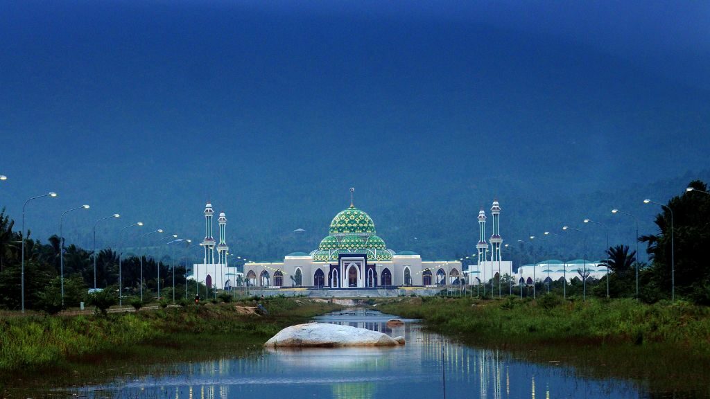 Wisata ke Natuna