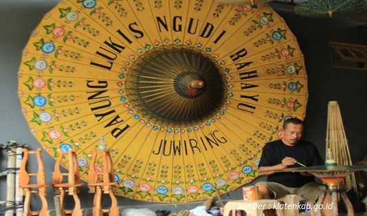 Payung Lukis Ngudi Rahayu Juwiring