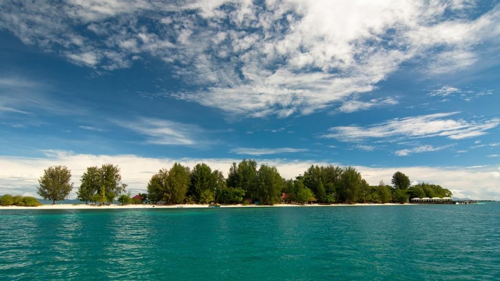 Pantai Nanuhu, Pantai Gorango, Pulau Pasir Timbul, Pulau Kokoya, Pulau Koloray, Pulau Dodola, morotai, pulau morotai, wisata morotai