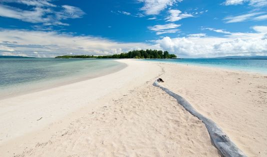 Pulau Morotai, wisata morotai, 