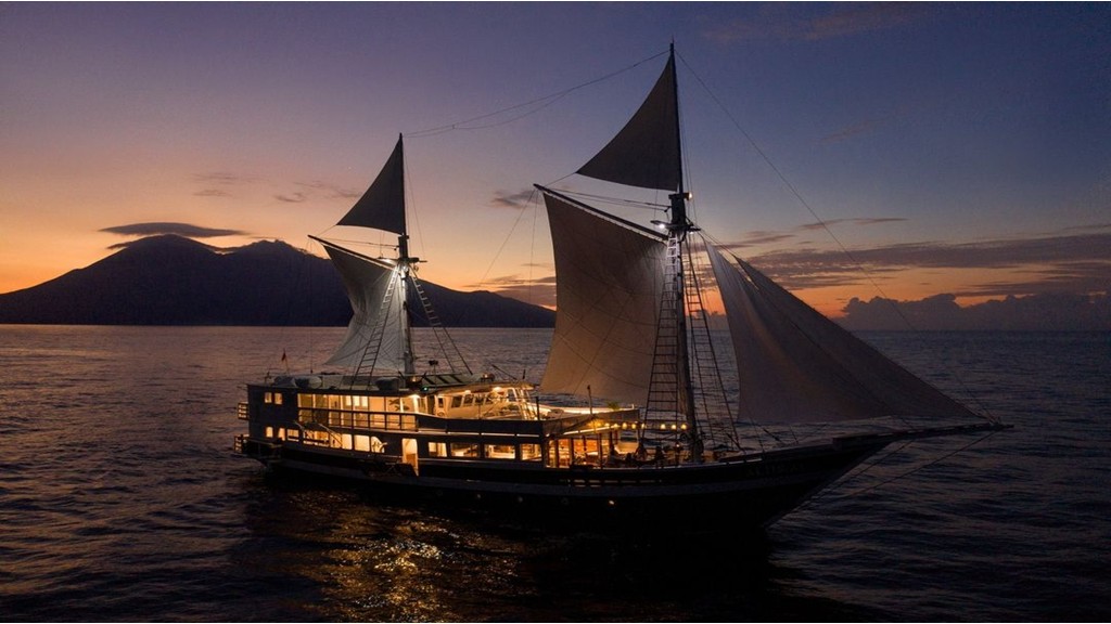 Wisata Kapal Pinisi dan Tangguhnya Pelayaran Nusantara Wisata Kapal Pinisi dan Tangguhnya Pelayaran Nusantara