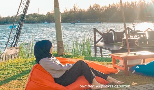 daftar Cafe Tepi Danau Batam Lakeside Café