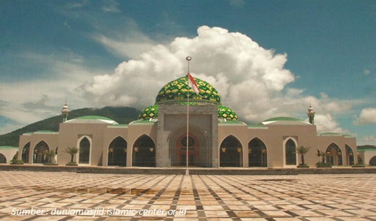 5 Rekomendasi Wisata Natuna yang Mempesona dan Bikin Terpana 1 destinasi wisata religi Masjid Raya Natuna
