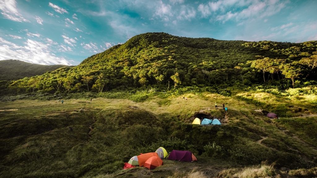 Open Trip Gunung Gede via Gunung Putri Jadi Solusi Buat yang Rindu Mendaki Open Trip Gunung Gede via Gunung Putri Jadi Solusi Buat yang Rindu Mendaki
