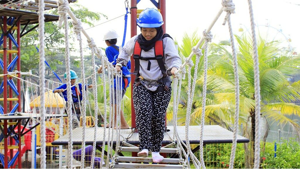 WoW, World Of Wonder Citra Raya Taman Wisata di Cikupa Tangerang yang Kekinian