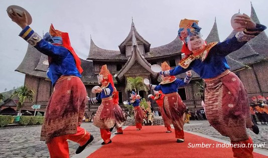 Bagian dalam Istano Basa Pagaruyung