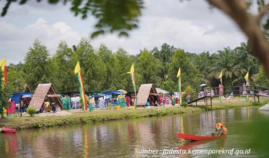 6 Aktivitas Seru di Desa Wisata Dayun dan Cicipi Brownies Semangka 4 Menikmati Panorama di Embung Terpadu