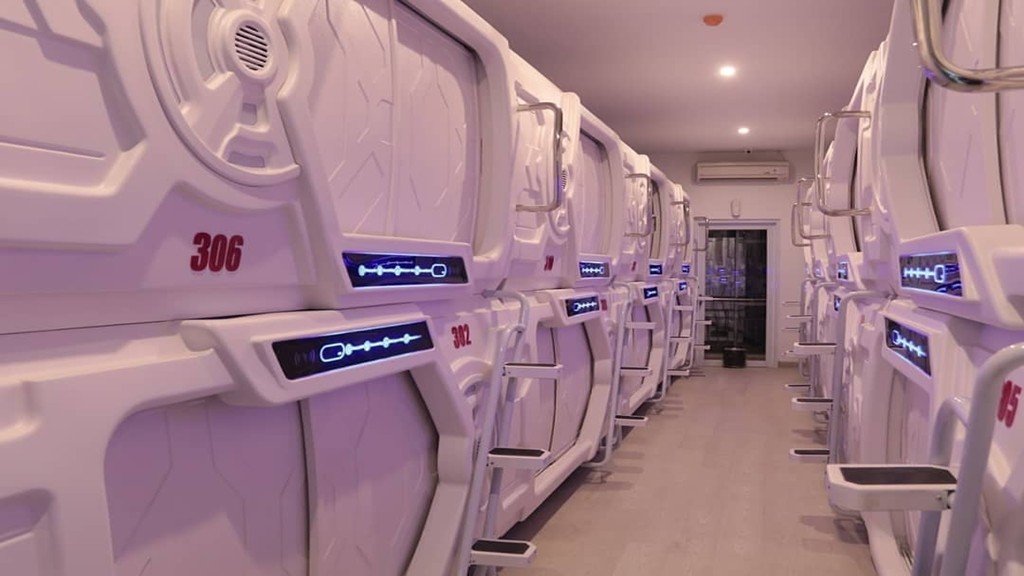 Super Irit! Inilah 4 Hotel Kapsul Dekat Stasiun Bandung rekomendasi Hotel Kapsul Dekat Stasiun Bandung