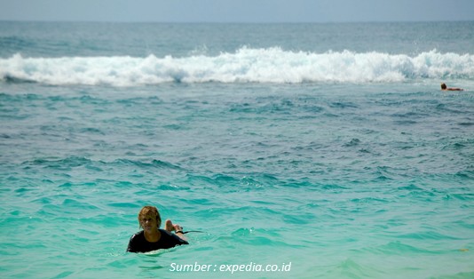 Dreamland Pantai Uluwatu Bali
