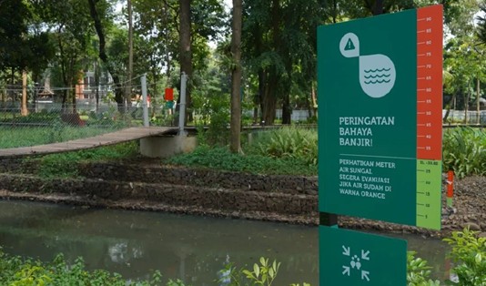 Kawasan Rendah Emisi Low Emission Zone di Tebet Eco Park