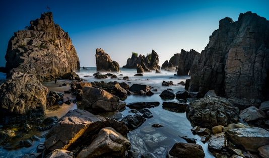 Wisata Pantai Kelumbayan Gigi Hiu