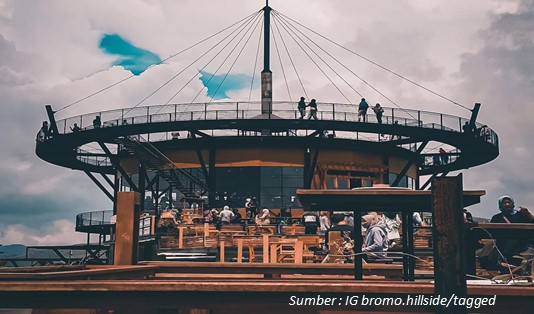 Kafe Tertinggi se-Jawa Timur, Bromo Hillside Cafe Siap Bikin 2023 Berwarna 2 Bromo Hillside Cafe