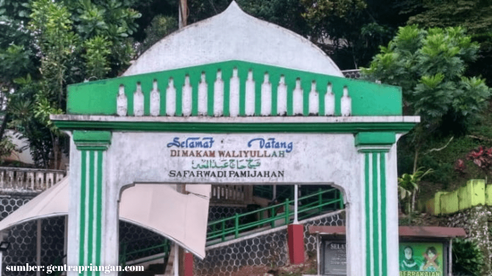 isra mi'raj, wisata religi, makam pangeran jayakarta, achmad djakerta, makam sunan gunung jati, wali songo, makam sunan giri, makam imogiri, makam dan goa pamijahan tasikmalaya,