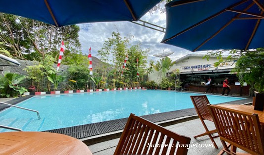 rekomendasi cafe di Danau Toba
