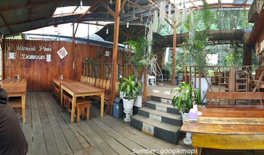 rekomendasi cafe di Danau Toba