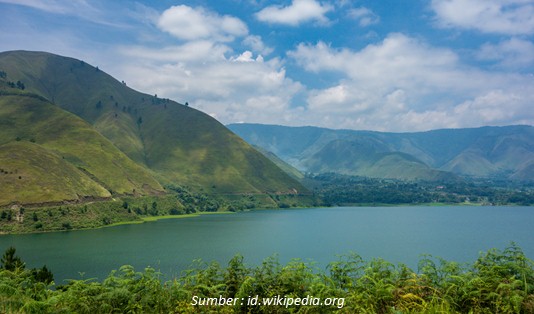 rekomendasi cafe di Danau Toba
