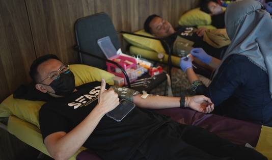 Menjadi Pahlawan dengan Aksi Donor Darah!