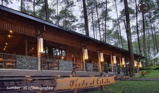 Restoran Taste of Cikole di Terminal Wisata Grafika Cikole Lembang