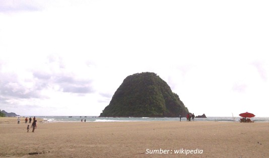 Aman untuk Surfing, 3 Pantai di Banyuwangi Ini Menunggu Dikunjungi 3 Pantai Pulau Merah Pantai di Banyuwangi untuk Surfing