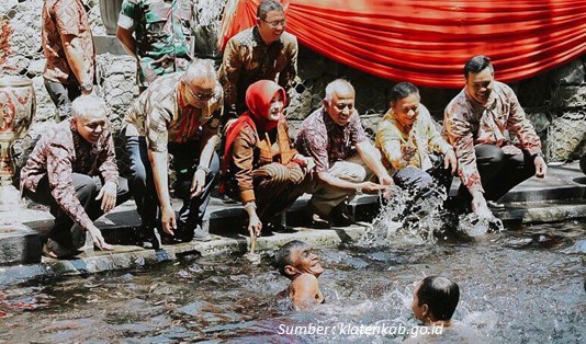 Tradisi Menyambut Bulan Suci Ramadan Padusan Jawa