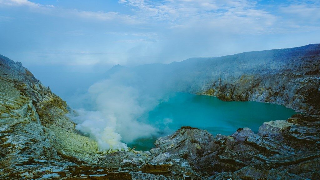 Wisata Bluefire di Banyuwangi