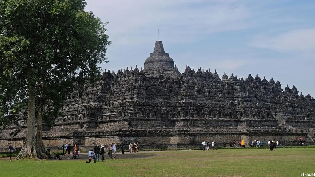 candi borobudur malang