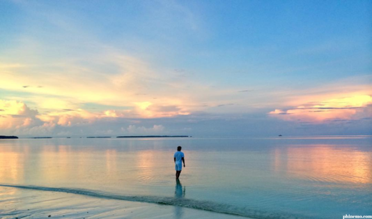 Ngetrip ke Kepulauan Kei, pantai ohiodertawun, pantai metro, pulau bair, pulau adranan, dermaga dian pulau, pasir timbul ngurtafur, goa hawang, pantai ngur sarnadan, 