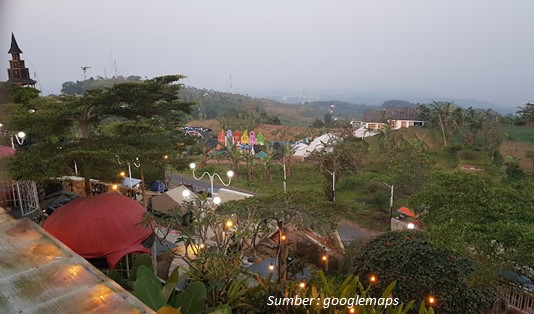 rekomendasi Wisata Kuningan Pondok Pinus Palutungan