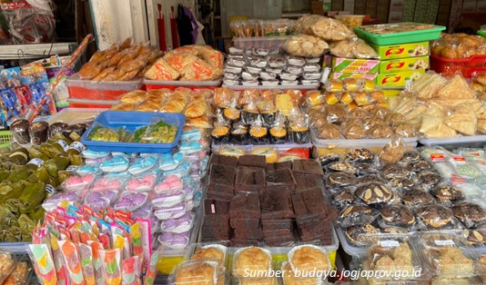 Oleh-oleh jajanan tradisional khas Kotagede Yogyakarta