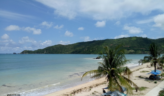 4 Hari 3 Malam Family Trip di Lombok, Pasti Cocok! 2 family trip lombok, kampung sade, pantai kuta mandalika, bukit merese, pantai selong belanak, pink beach, gili petelu, air terjun benang kelambu, desa wisata bonjeruk, kampung sukarara, bukit malimbu, pantai senggigi,