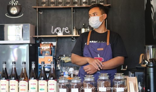 Tak Perlu Malu, yuk Jualan Jenis Usaha Kuliner yang Paling Laku 5 Jenis Usaha Kuliner Yang Paling Laku Kedai kopi