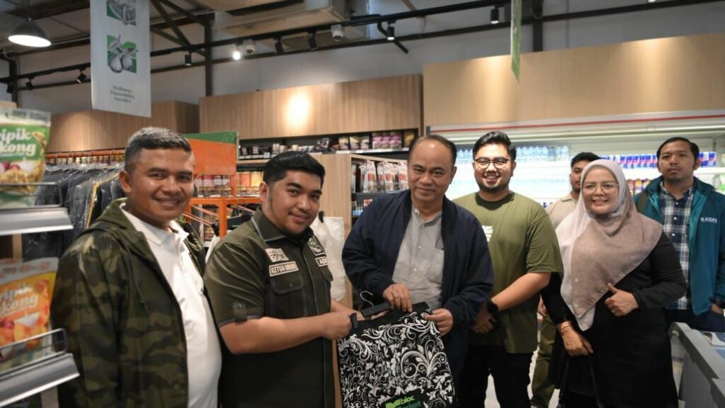 adki, fikri el aziz, adki, budi arie setiadi