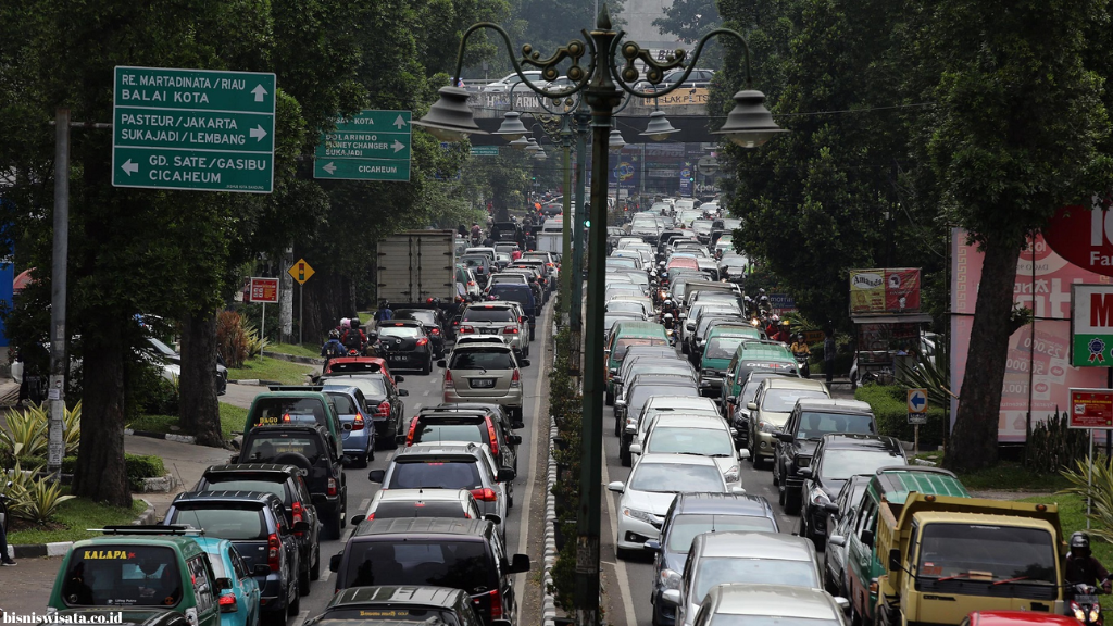 bandung, wisatawan kota bandung,