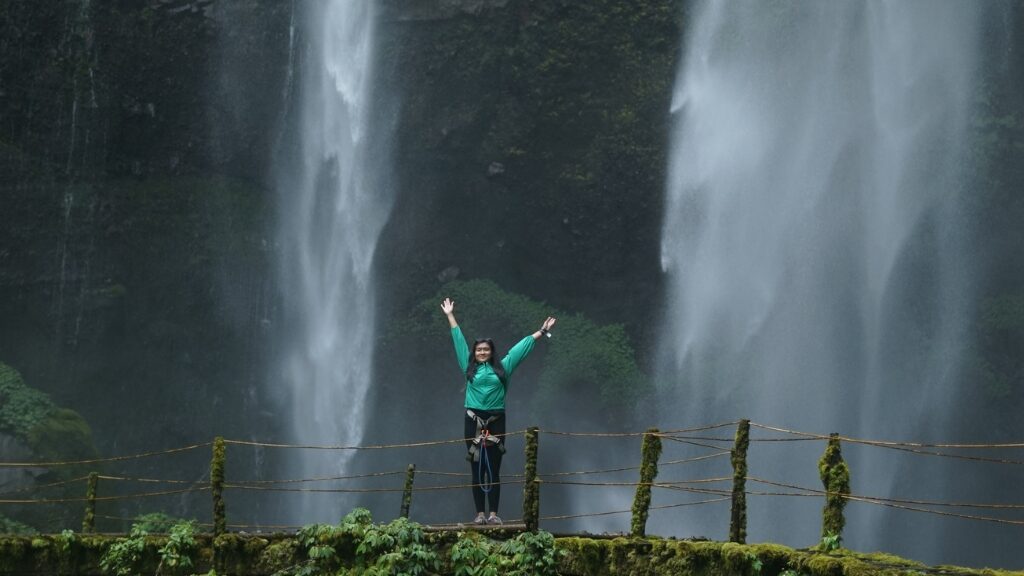 View epik Curug Kembar di Ekspedisi Lembah Purba.