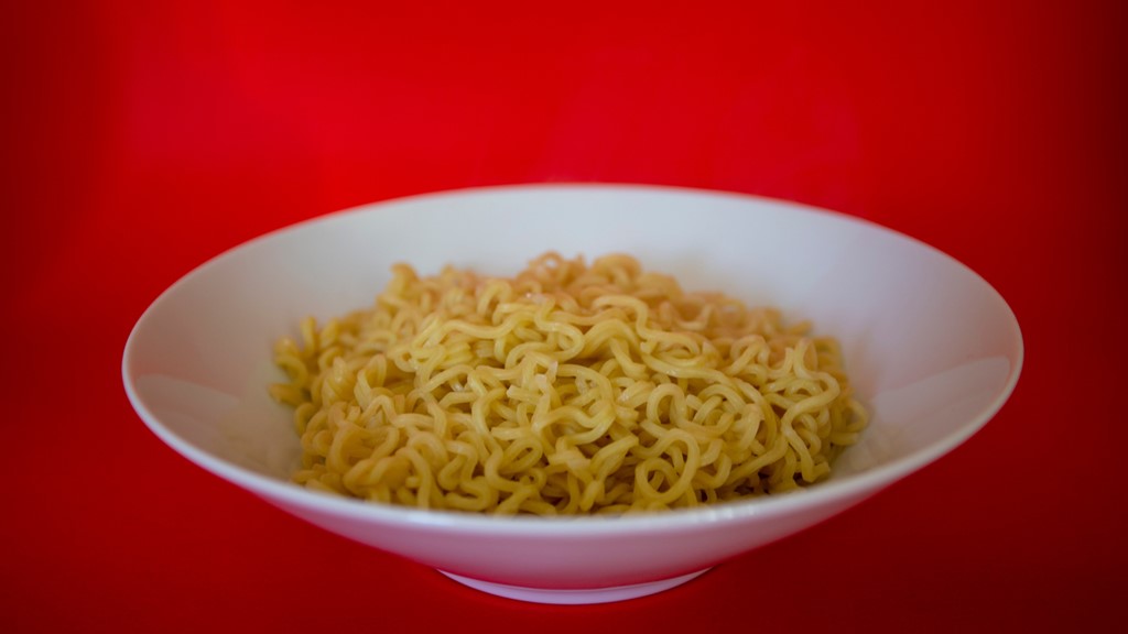 Tips Makan Mie Instan Tidak Gemuk