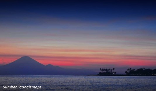 Alunan Merdu Alam Pantai Senggigi dan 5 Aktivitas Serunya 4 Pantai Senggigi, sunset di pantai senggigi