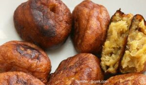 Kue tradisional khas Medan Kue Godog Pisang