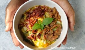 Pantang Pulang Sebelum Kenyang, Ini 9 Rekomendasi Kuliner Likupang! 4 Bubur Tinutuan Kuliner Likupang