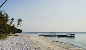 hondue beach, pantai hondue, wakatobi,