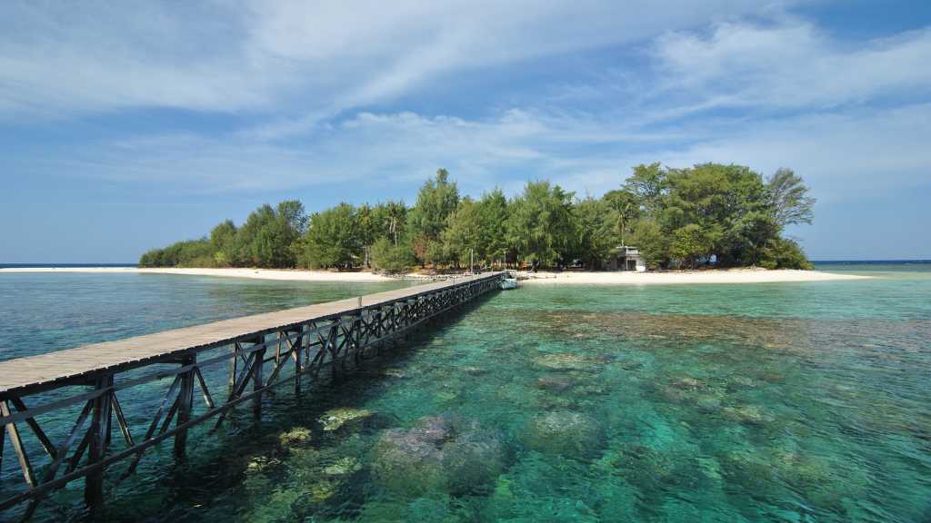 karimunjawa, island hopping di karimunjawa,