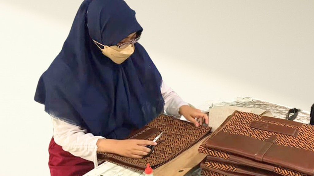 Keuntungan Beli Tas Lokal dan 3 Merk yang Medunia Merek Tas Lokal yang Mendunia