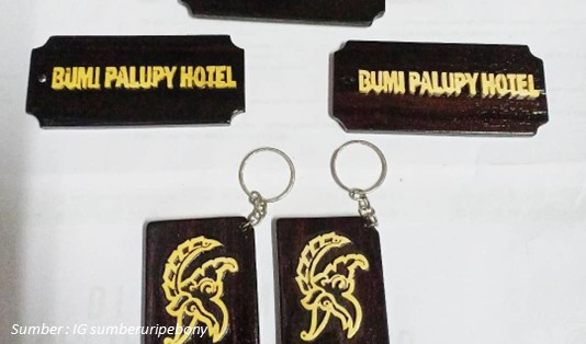 Jenis dan Harga Kerajinan Kayu Hitam Palu
