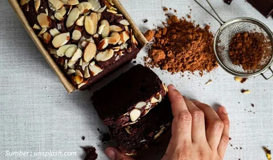 Manfaat Coklat Almond untuk Ibu Hamil Mencegah Alergi pada Bayi